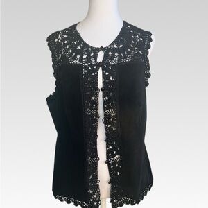 LEATHER Peck & Peck  Black Crochet Accent vest size L